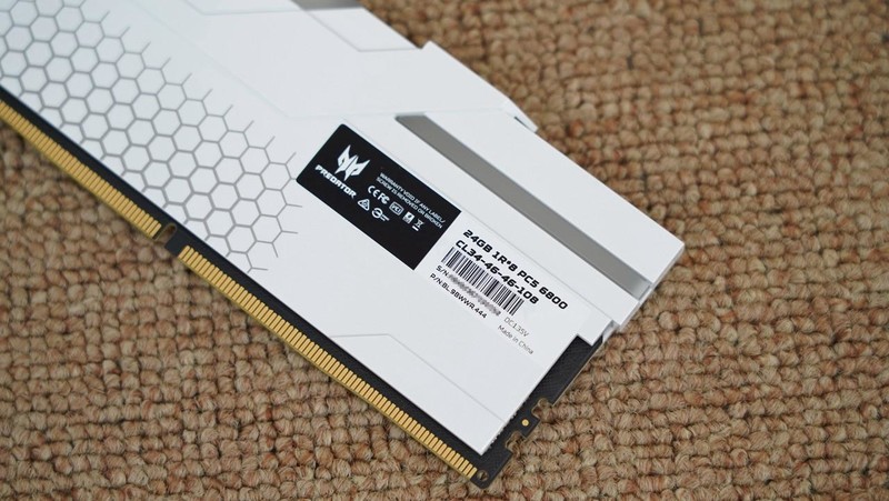 性能容量颜值我全都要，宏碁掠夺者 冰刃DDR5 6800 24G×2内存体验分享