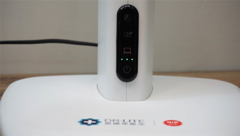 售价3千？爱德华天使之光2专科级护眼台灯实测：噱头还是真本事？