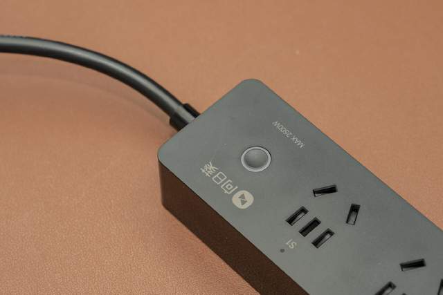 如何实现远程办公？向日葵智能插线板P1Pro上手体验