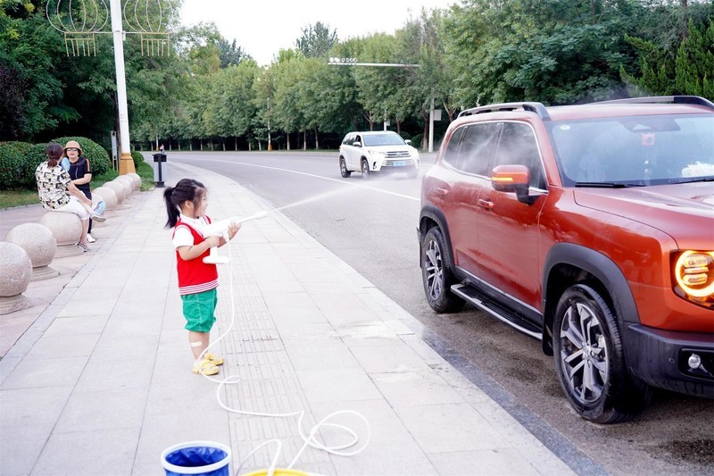 米家无线洗车机上市，同行看了心发慌，用户看了真喜欢