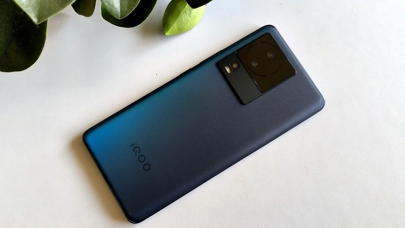 入手iQOO Neo7，不愧为“水桶机皇”！一周体验 新鲜+惊喜