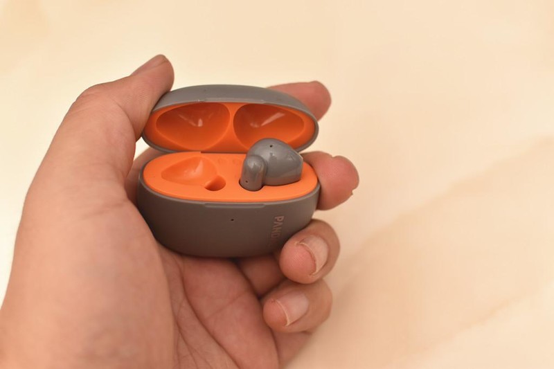 魅族PANDAER Air 真无线耳机：超轻、超长续航，超值体验