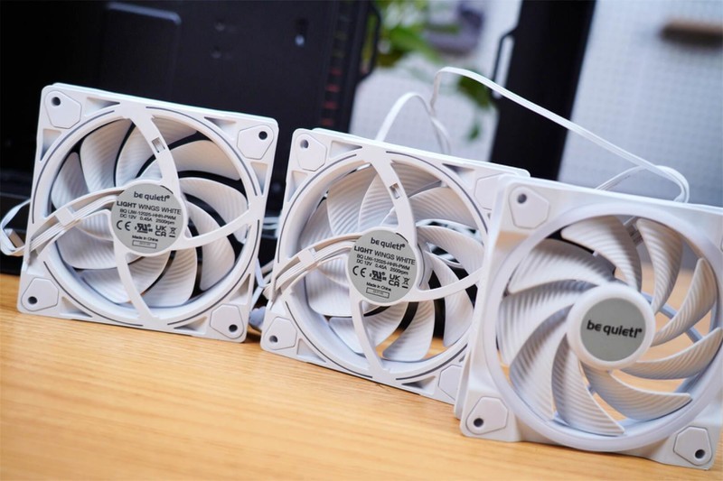 TUF GT502无界版主机：打破界限，超越无限，打造你的极致海景房！