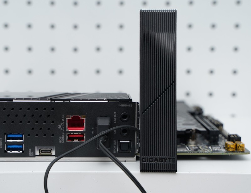 Intel酷睿Ultra 200处理器性价比座驾 技嘉AORUS Z890M小雕主板评测