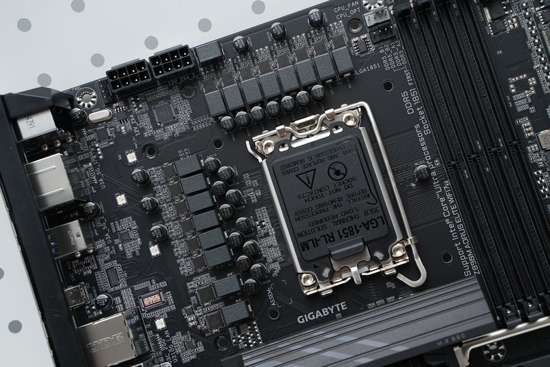 Intel酷睿Ultra 200处理器性价比座驾 技嘉AORUS Z890M小雕主板评测