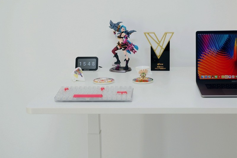 搬砖久坐必备神器，乐歌iE5升降桌用了真回不去！