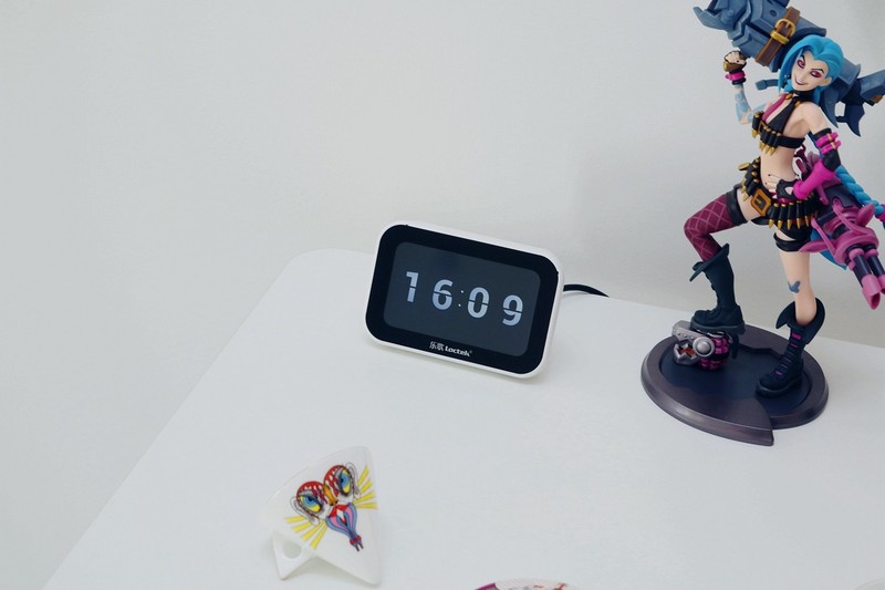 搬砖久坐必备神器，乐歌iE5升降桌用了真回不去！