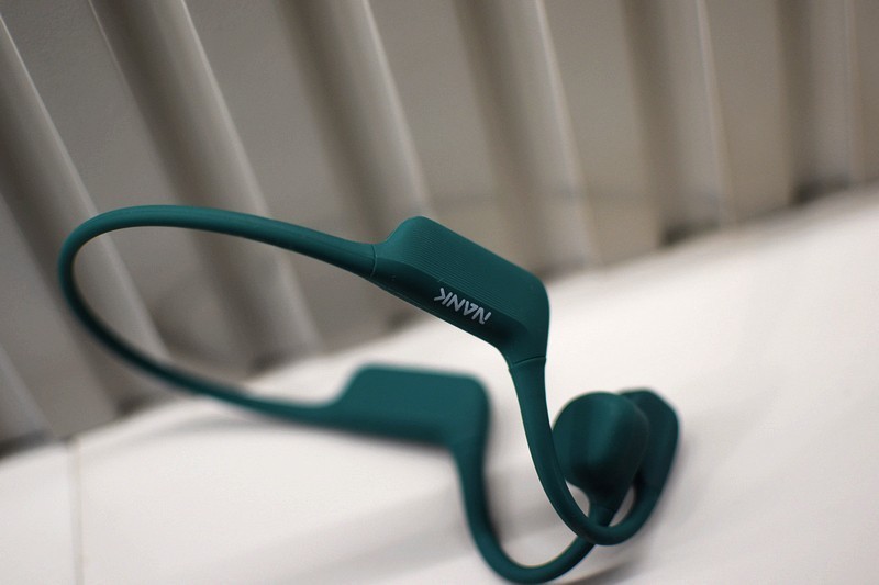 南 卡NEO骨传导耳机：高科技带来的震撼音质与流畅体验