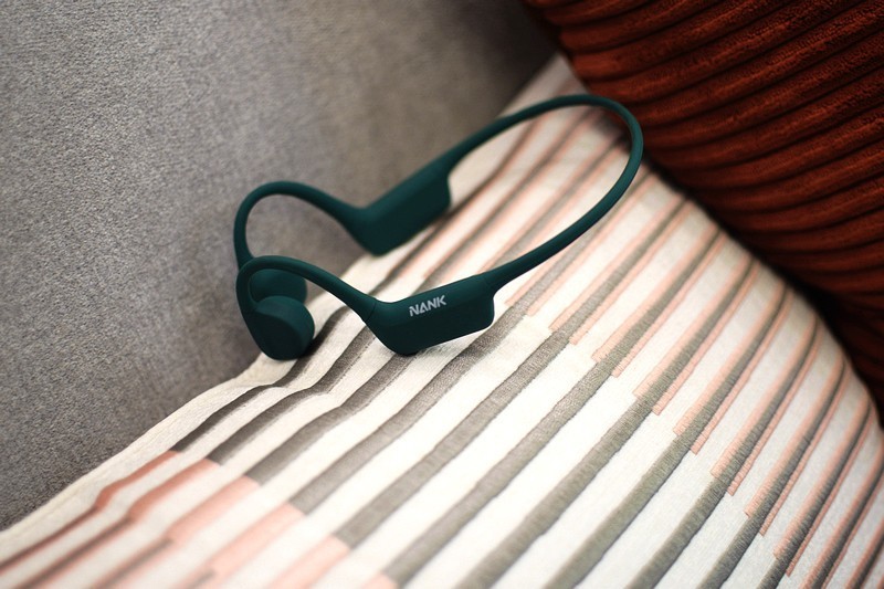 南 卡NEO骨传导耳机：高科技带来的震撼音质与流畅体验