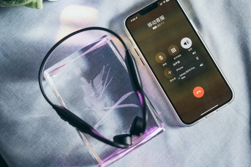 运动中音乐伴侣，音质出色不怕水花，sanag塞那B91骨传导耳机上手