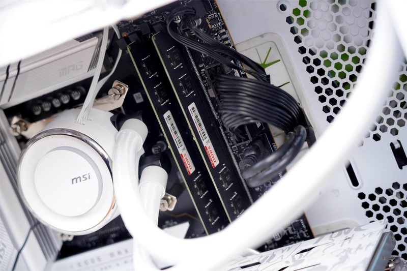 D5内存市场新星：达墨16G DDR5海力士Adie高性价比测评！