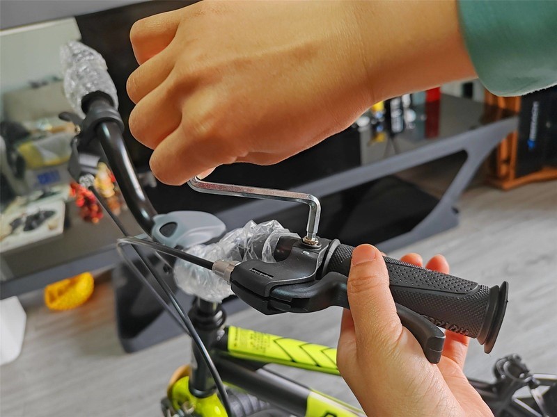 七八岁还不会骑行自行车？没事，我教你快速学会骑自行车