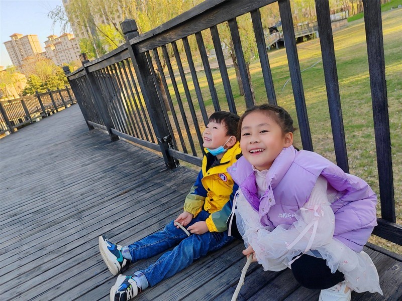 七八岁还不会骑行自行车？没事，我教你快速学会骑自行车