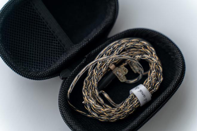 科学HIFI代表作，千元圈铁耳机标杆——兴戈SIMGOT ?EM6L 王者归来