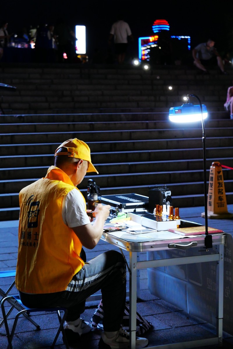 卡片机拍夜景吃力之二