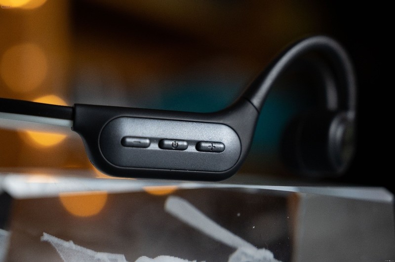 运动中音乐伴侣，音质出色不怕水花，sanag塞那B91骨传导耳机上手