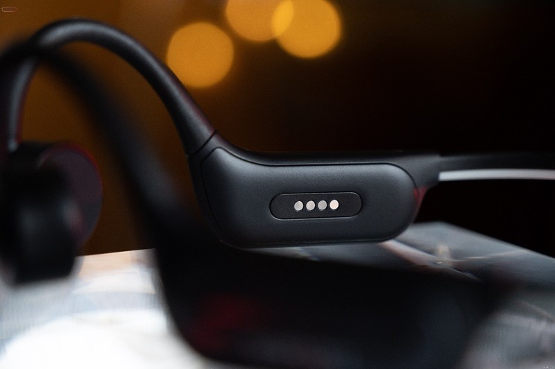 运动中音乐伴侣，音质出色不怕水花，sanag塞那B91骨传导耳机上手