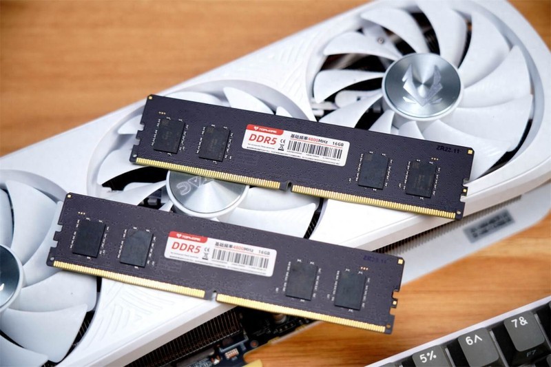 D5内存市场新星：达墨16G DDR5海力士Adie高性价比测评！