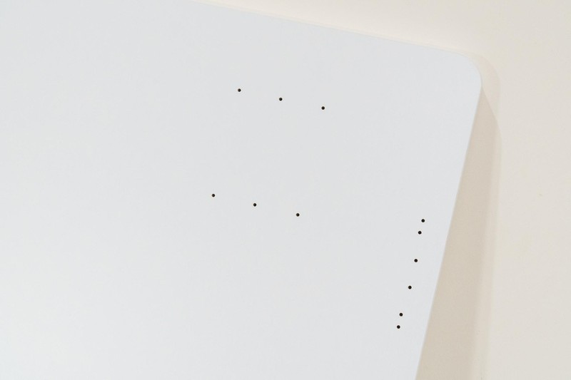 跳脱传统书桌，坐站交替的理想拍档：乐歌智能电动升降桌iE3