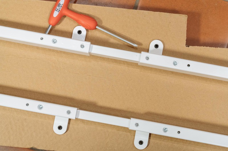 跳脱传统书桌，坐站交替的理想拍档：乐歌智能电动升降桌iE3