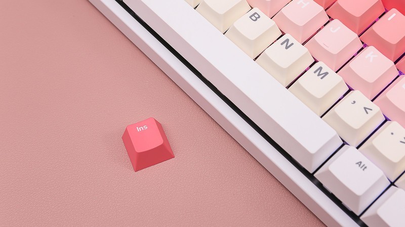 都市丽人的选择，简约干练精美，迪摩F87三模机械键盘