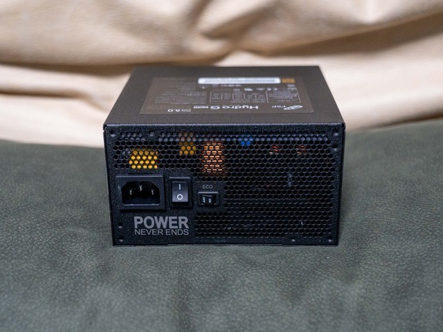 i9 14900K+4090最佳拍档，全汉Hydro G Pro 1200W金牌全模组电源测评