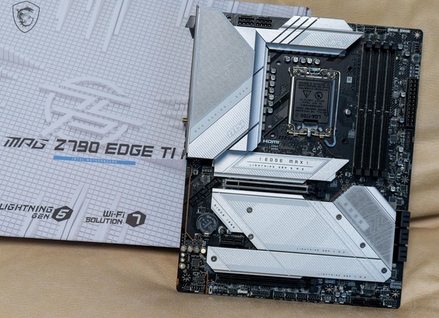 i9 14900K+4090最佳拍档，全汉Hydro G Pro 1200W金牌全模组电源测评