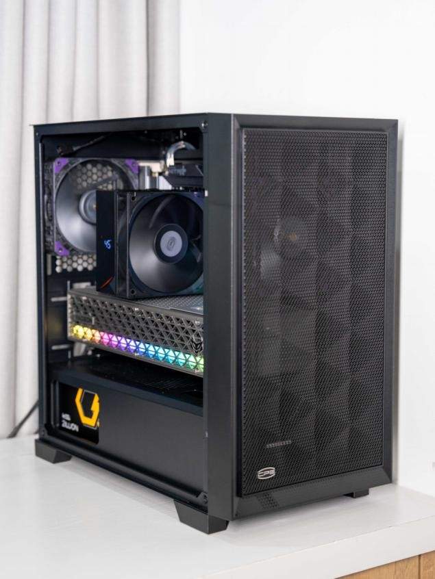 更帅更强的搅局者，蓝宝石 氮动 RX 9070XT OC显卡首发测评