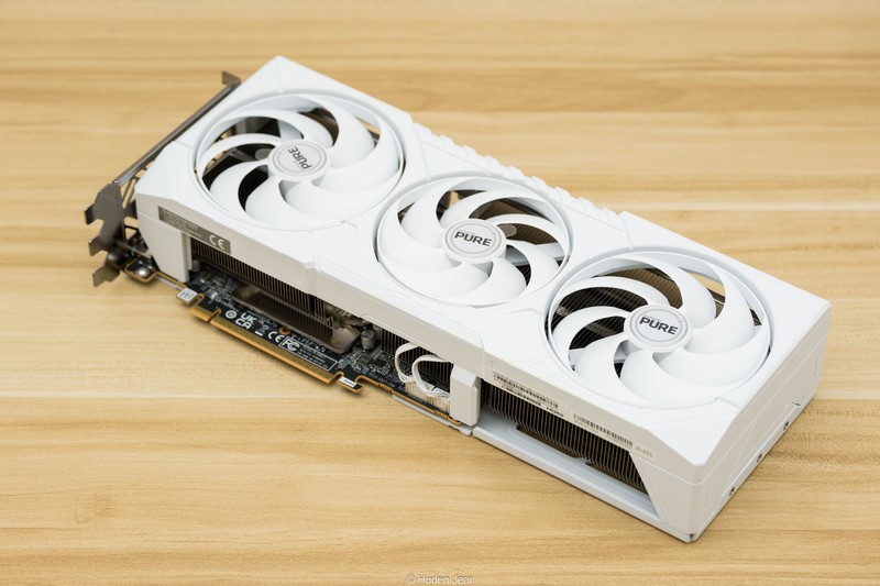 RDNA4利刃出鞘，撕裂价格！AMD Radeon RX 9070XT 9070测评