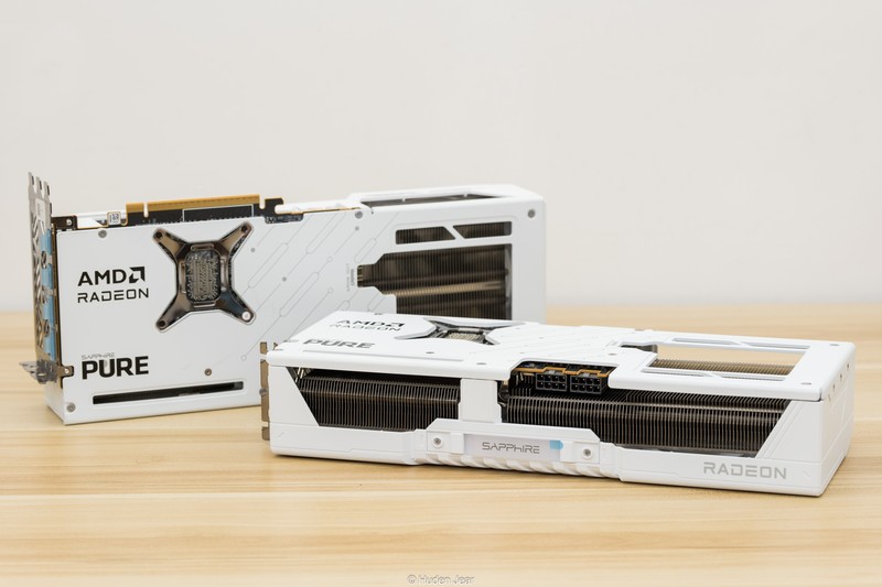 RDNA4利刃出鞘，撕裂价格！AMD Radeon RX 9070XT 9070测评