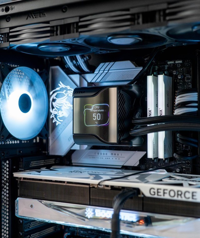 i9 14900K+4090最佳拍档，全汉Hydro G Pro 1200W金牌全模组电源测评