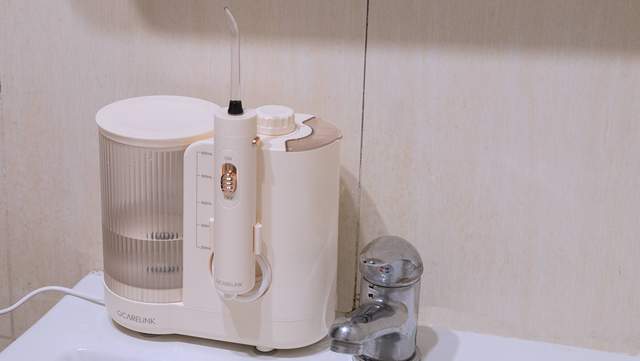 一分钟喷射1900次，用了就回不去的洗牙神器，OcareLink欧卡尔琳 P600台式冲牙器