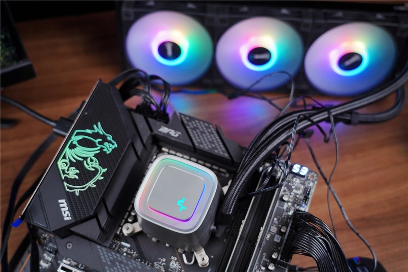 酷冷、微星、九州、威刚，新老4款旗舰水冷对比，总有一款适合你