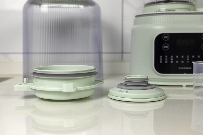 女朋友点名要的破壁机，安全无毒专业老牌的宫菱轻音高速破壁机真的好用吗？