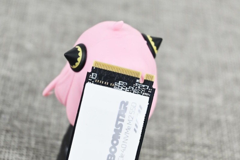 影驰星曜20周年纪念版2TB固态硬盘开箱试玩：全速E27方案