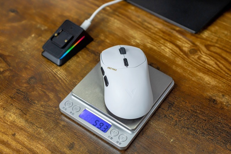 玩黑神话悟空的超凡体验，雷柏VT1PRO MAX 游戏鼠标评测