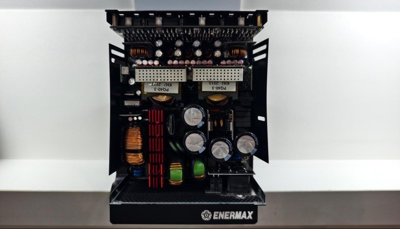 COMPUTEX 2025，ENERMAX安耐美浸没式冷却站等组件有何惊喜？