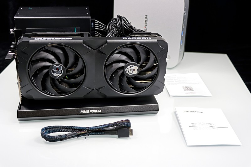 铭凡 X1 Pro-370 搭配原生OcuLink连接 9070 GRE 畅玩 3A 大作！