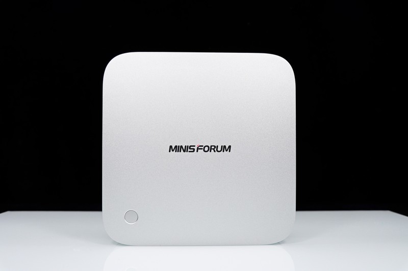 铭凡 X1 Pro-370 搭配原生OcuLink连接 9070 GRE 畅玩 3A 大作！