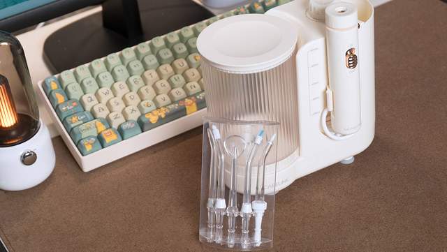 一分钟喷射1900次，用了就回不去的洗牙神器，OcareLink欧卡尔琳 P600台式冲牙器