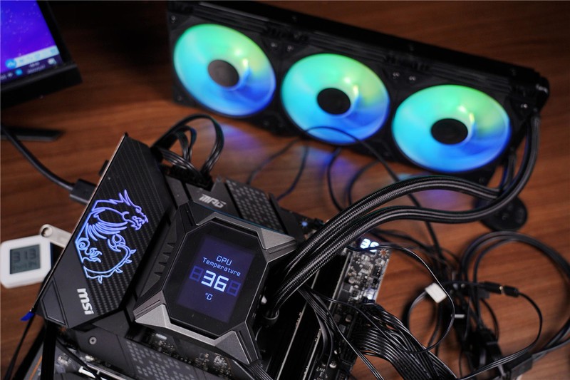 酷冷、微星、九州、威刚，新老4款旗舰水冷对比，总有一款适合你