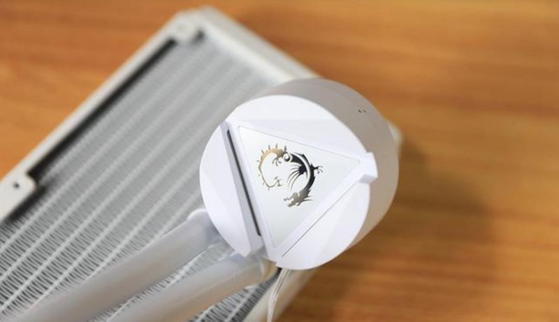 一大发现！用它居然能搞定i7-12700的“NON K”超频，连FPU都试了