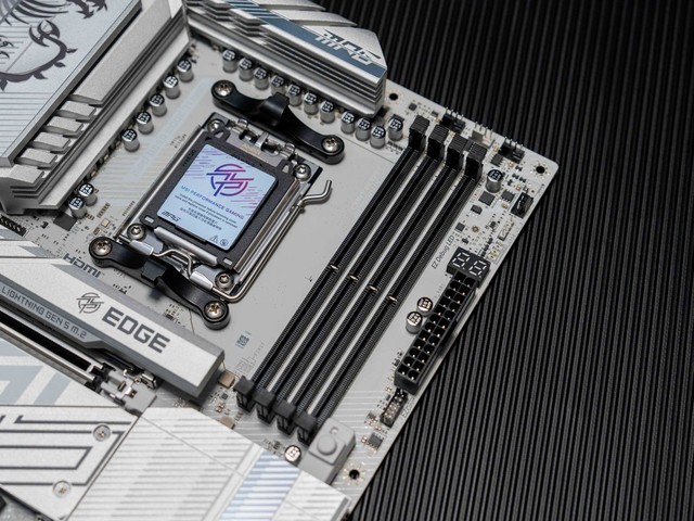 更帅气的中高端标杆，微星MPG B850 EDGE TI WIFI刀锋钛主板开箱