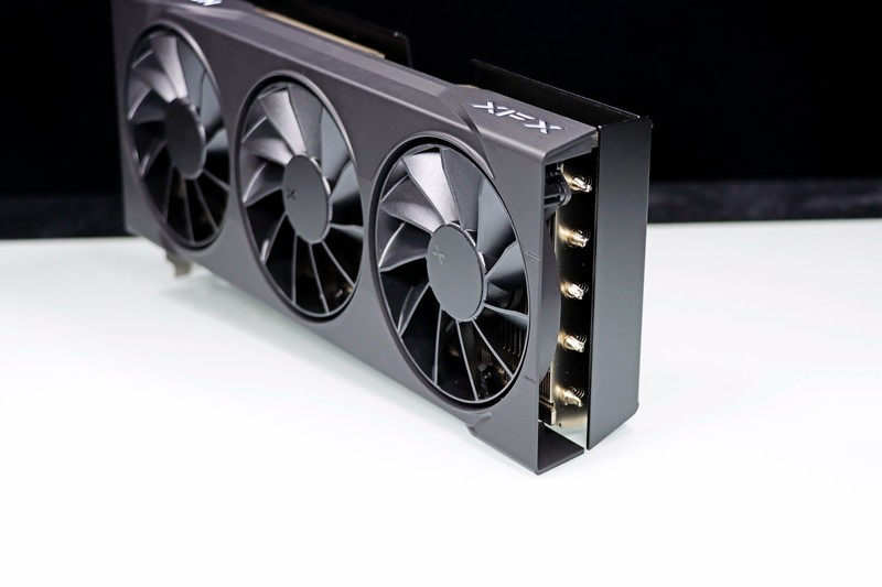 重塑 70 性价比荣光！AMD Radeon RX 9070 XT & RX 9070 首发评测