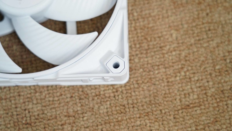 冷静高效，德商德静界SILENT WINGS PRO 4风扇体验分享