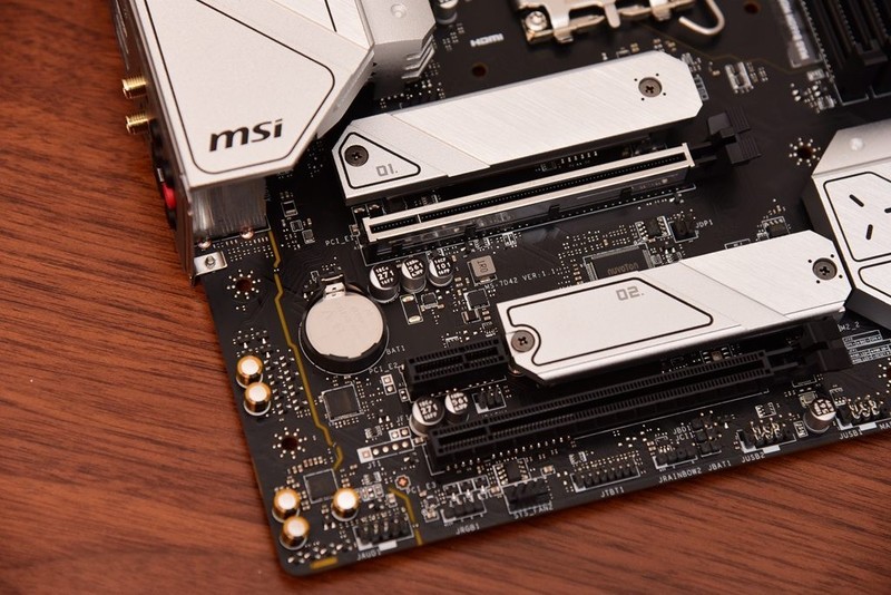 #外设# 移动SSD速度天花板！金士顿XS2000读写2000MB/S