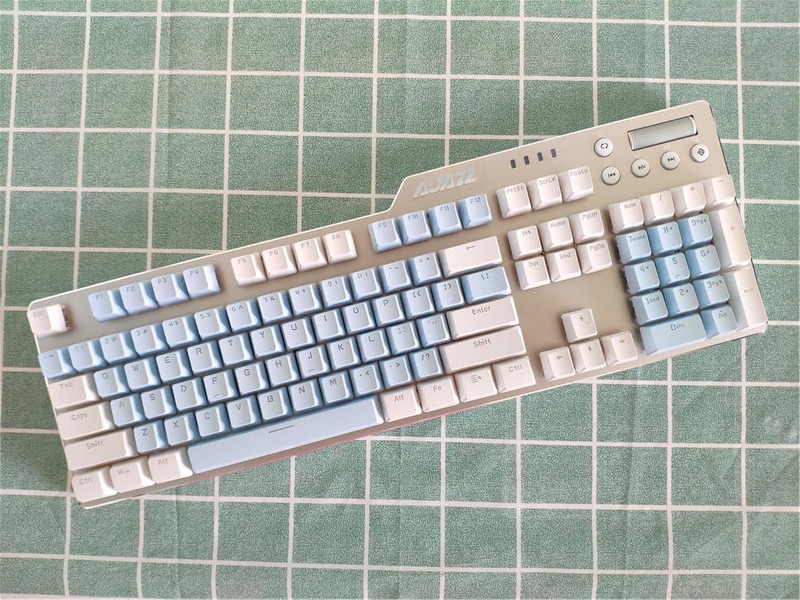 高性价比的104键三模机械键盘，黑爵AK35i Pro全新体验