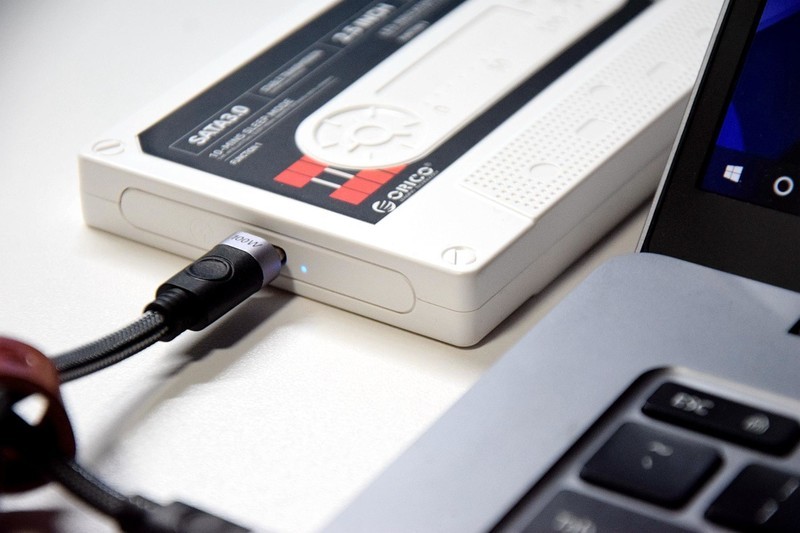 情R节的复古记忆，ORICO磁带硬盘盒,让闲置硬盘用起来