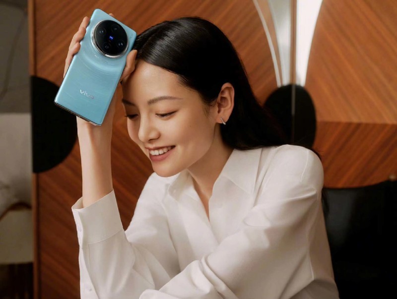 宛如科技与艺术的结晶，vivo X100系列设计拉满，无可挑剔