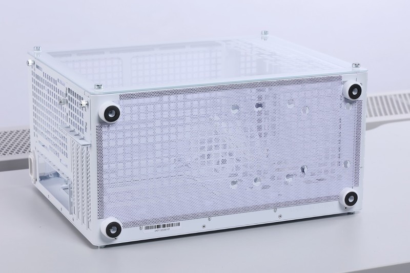 2024年2月主流M-ATX配置：14600K+4070Super搭配乔思伯Z20装机分享